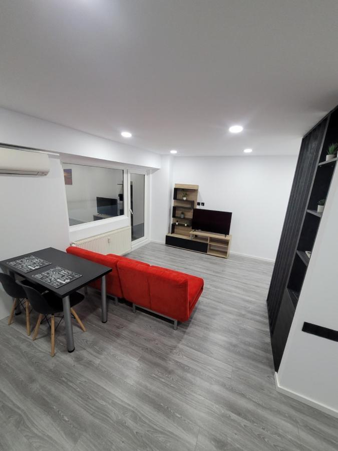 Studio 88 Bucarest Esterno foto